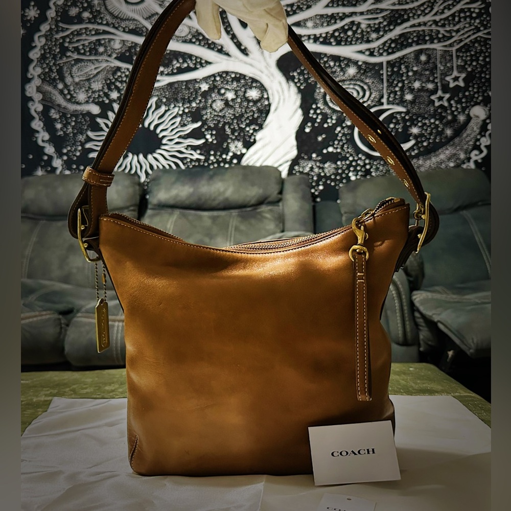 Vintage Y2K Coach Crossbody Bag  2004 year Tan soft Leather Crossbody Bag - Picture 16 of 17